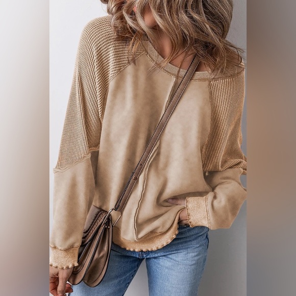 Exposed Seam Long Sleeve Sweatshirt - Picture 9 of 14